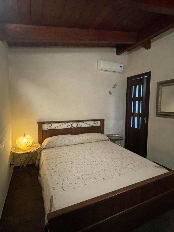 Alla Villa Di Angelo โมโนโปลี ภายนอก รูปภาพ