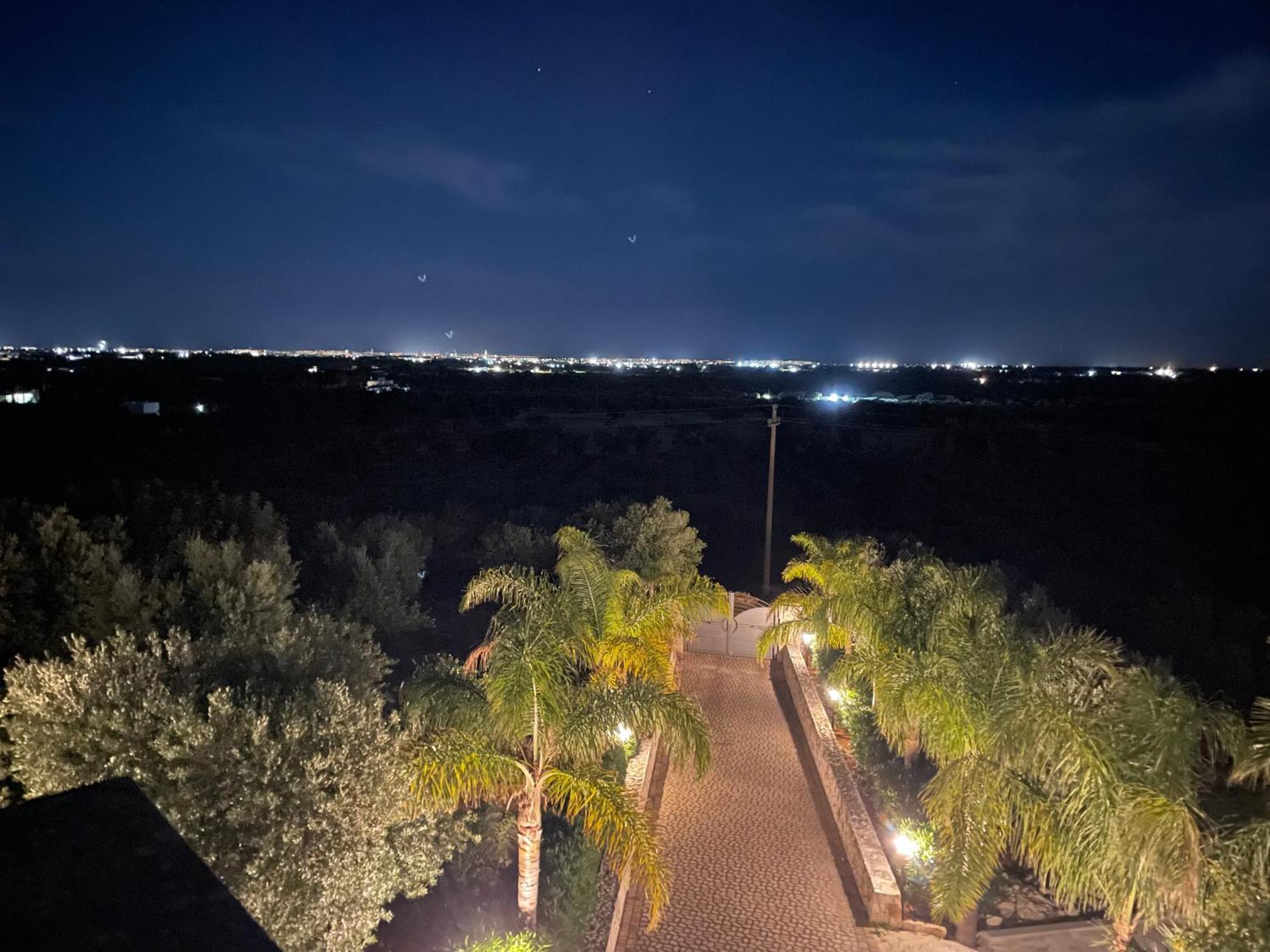 Alla Villa Di Angelo โมโนโปลี ห้อง รูปภาพ